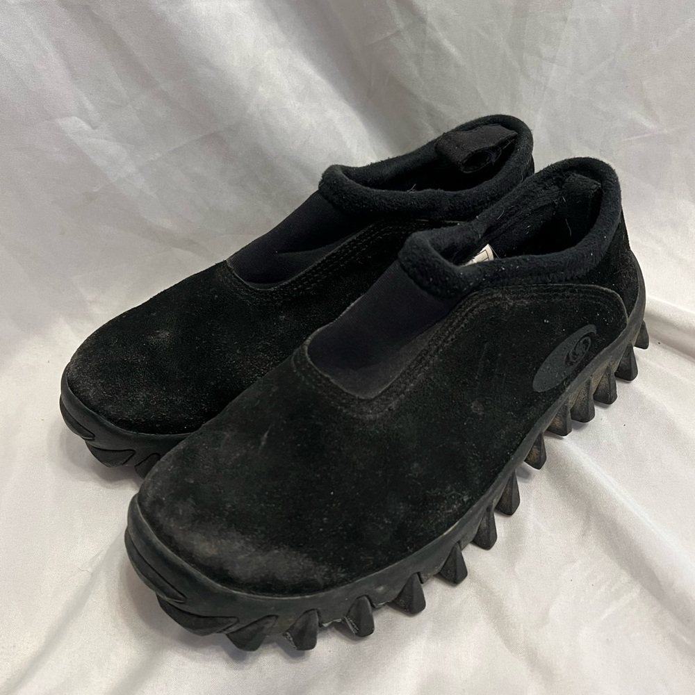 Salomon Black Loafers & Slip-Ons
